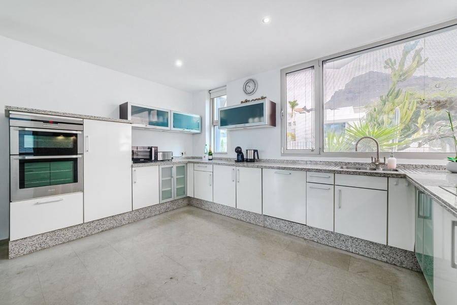 El Madroñal - 6 Bedrooms – 11