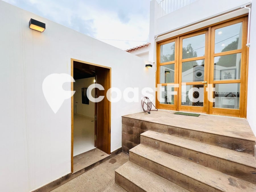 Exclusive villa with beautiful views in the historic heart of Tejina de Isora! – 24