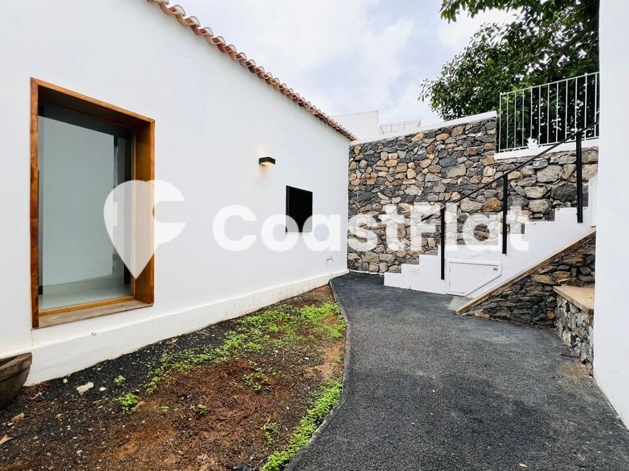Exclusive villa with beautiful views in the historic heart of Tejina de Isora! – 45
