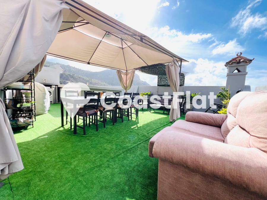 Three-story townhouse with three terraces and two entrances, with the possibility of creating a separate apartment in Tamaimo! – 34