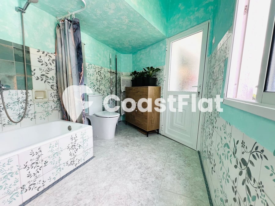 Three-story townhouse with three terraces and two entrances, with the possibility of creating a separate apartment in Tamaimo! – 16