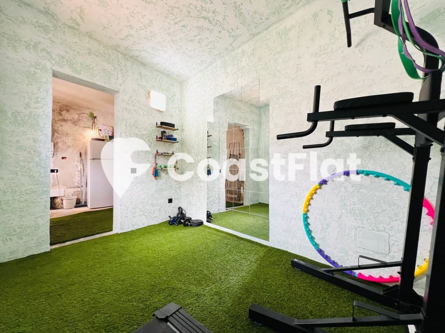 Three-story townhouse with three terraces and two entrances, with the possibility of creating a separate apartment in Tamaimo! – 10