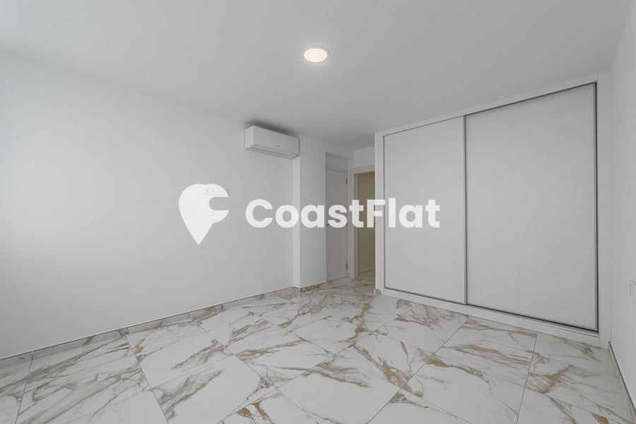 Unbeatable opportunity in Los Cristianos! BRAND NEW apartment just steps from Camisón Beach! – 15