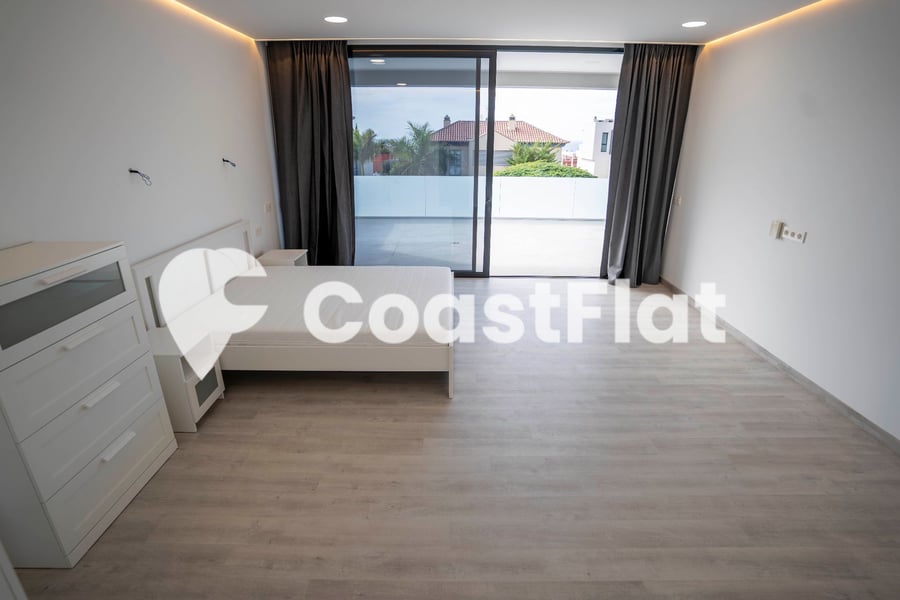 Modern BRAND NEW VILLA!! In the prestigious area of Costa Adeje!! – 16
