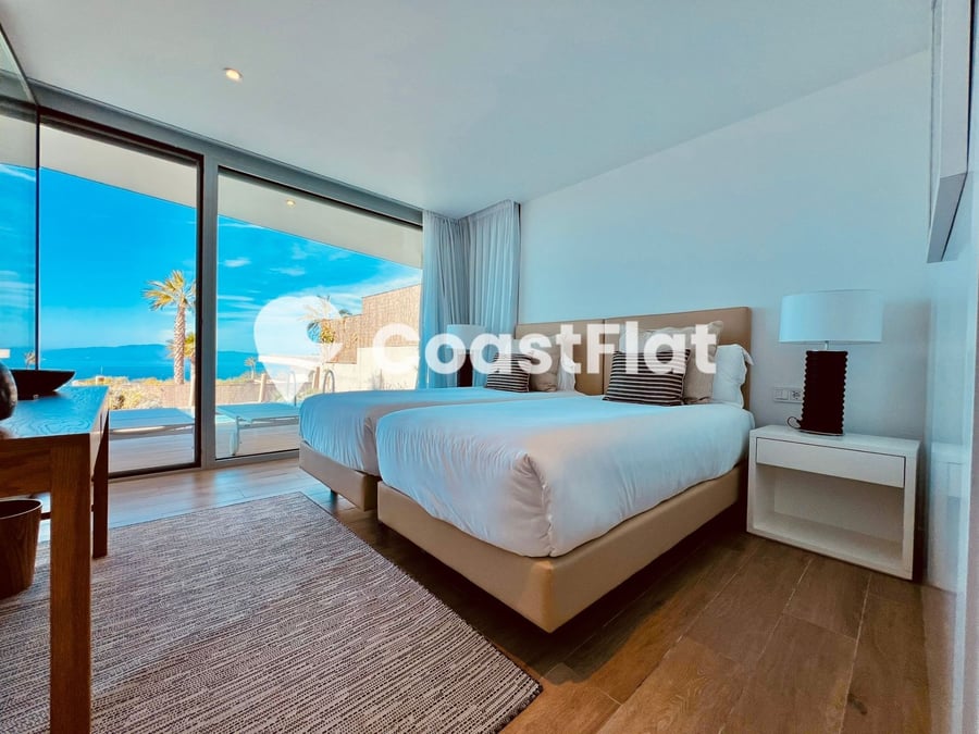 Exclusive brand new luxury corner villa in Abama Resort – Sea views and contemporary design. – 16