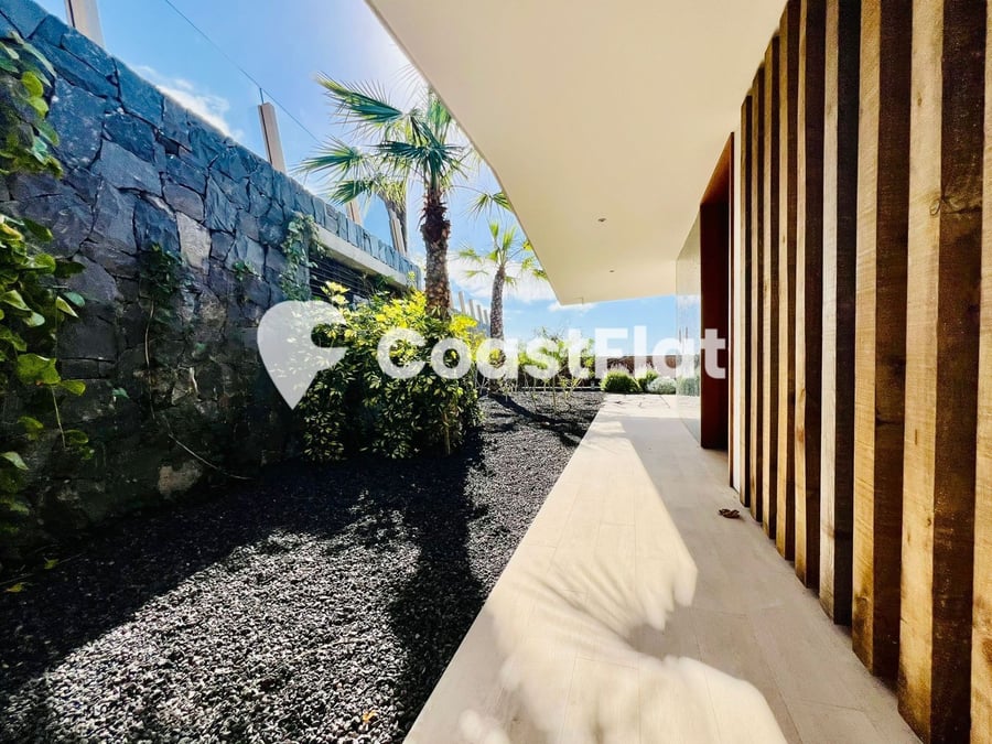 Exclusive brand new luxury corner villa in Abama Resort – Sea views and contemporary design. – 9
