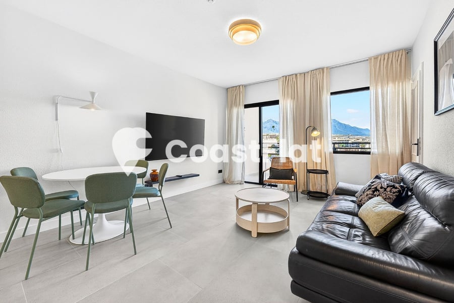 Modern apartment, completely renovated and with sea views in Club Paraíso! – 4