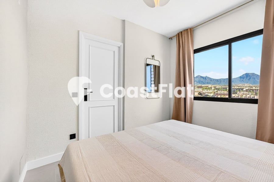 Modern apartment, completely renovated and with sea views in Club Paraíso! – 12