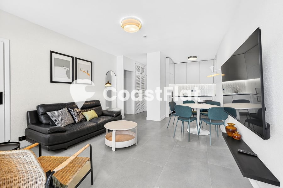 Modern apartment, completely renovated and with sea views in Club Paraíso! – 7
