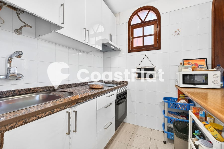 Charming Bungalow with Large Terrace and Teide Views just steps from Puerto Colón! – 12