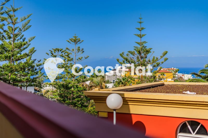Charming Bungalow with Large Terrace and Teide Views just steps from Puerto Colón! – 3