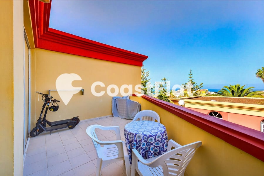 Charming Bungalow with Large Terrace and Teide Views just steps from Puerto Colón! – 6