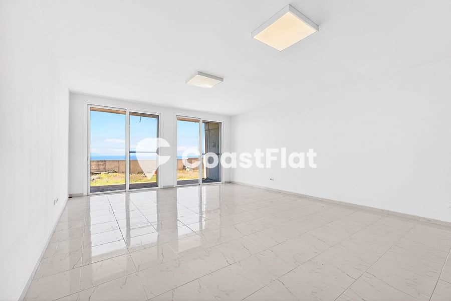 Villa under construction with a 2,000 m² plot and views of the Atlantic Ocean in Roque del Conde. – 24