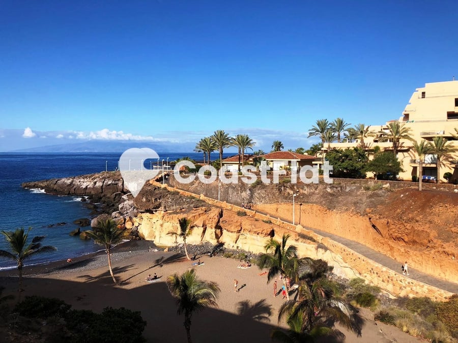 Exclusive Frontline Investment Opportunity with VV License, Just Steps from the Beach – Playa Paraíso, Costa Adeje! – 14