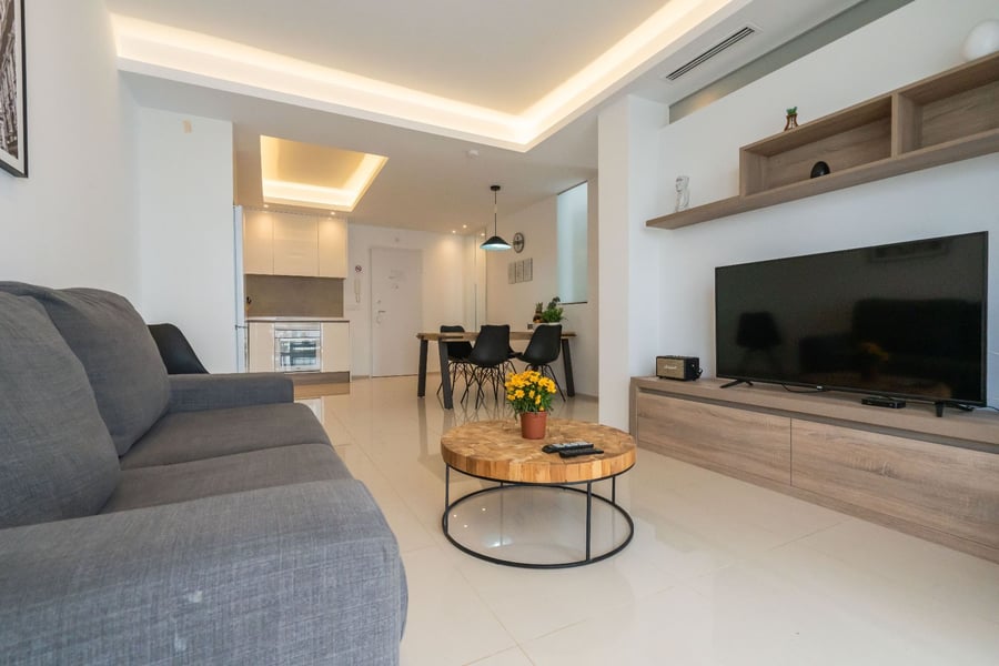VENTA DE ACTIVO DE INVERSIÓN – 2 Edificios, 16 Apartamentos con LICENCIA VACACIONAL en exclusivo complejo residencial!! – 50