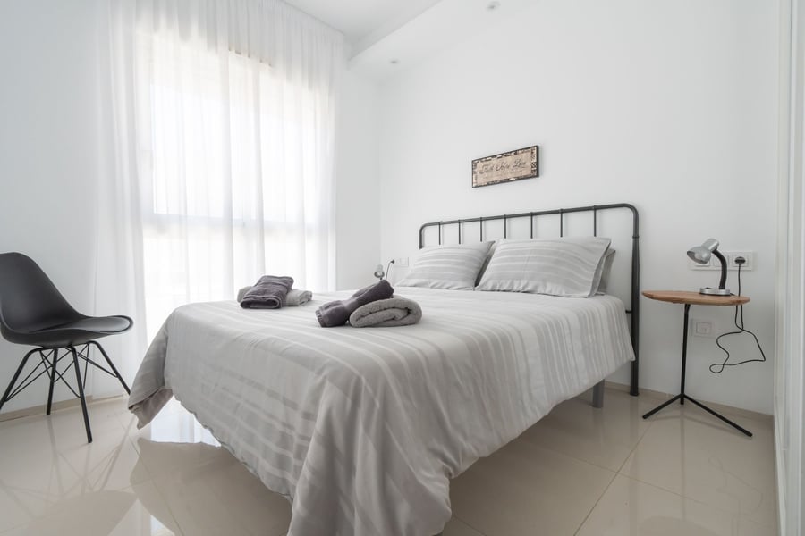 VENTA DE ACTIVO DE INVERSIÓN – 2 Edificios, 16 Apartamentos con LICENCIA VACACIONAL en exclusivo complejo residencial!! – 22