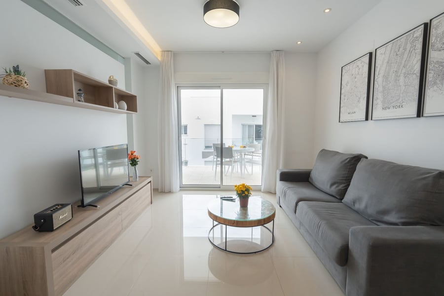 VENTA DE ACTIVO DE INVERSIÓN – 2 Edificios, 16 Apartamentos con LICENCIA VACACIONAL en exclusivo complejo residencial!! – 62