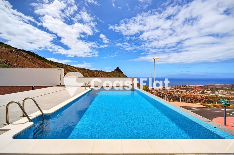 Brand-new modern luxury villa with private pool in Costa Adeje! – 3