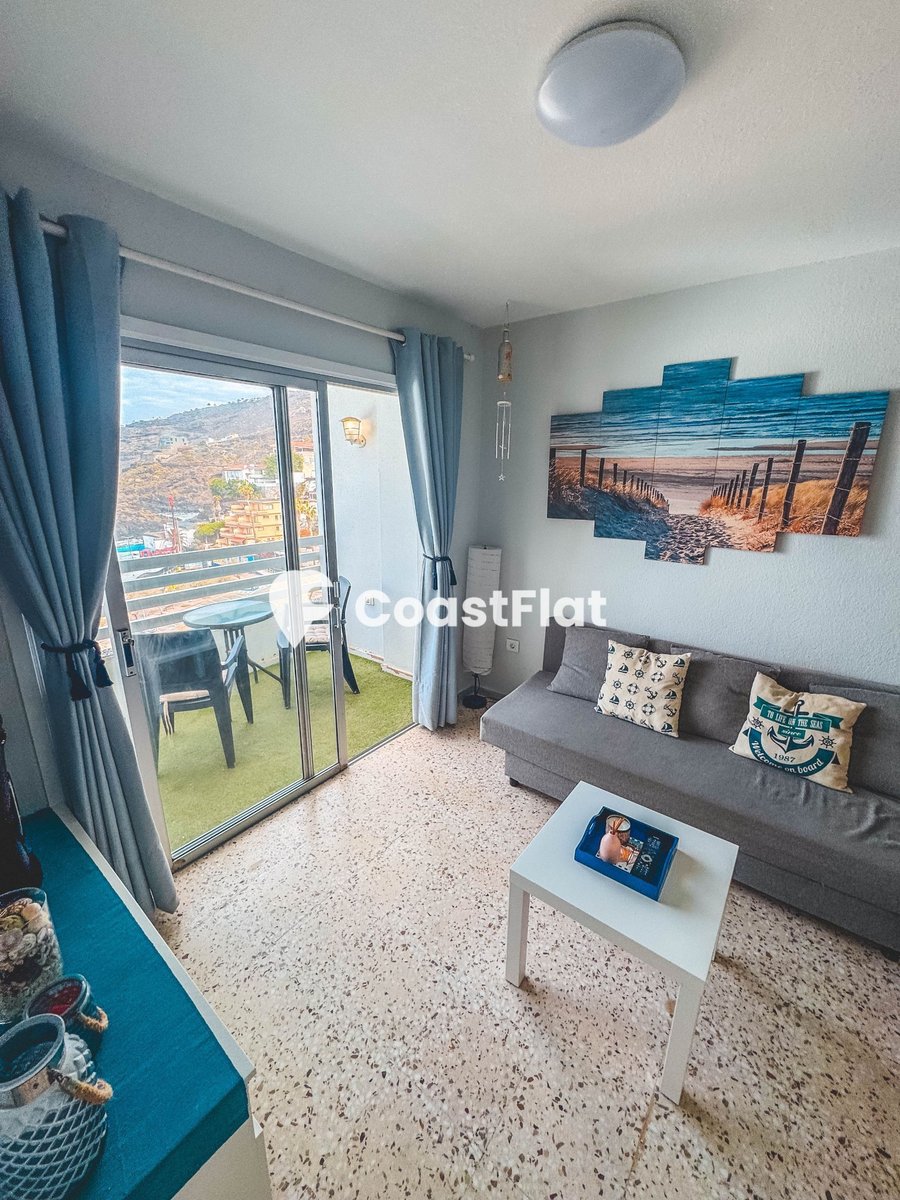 Modern Frontline Seafront Apartment with stunning Views! – 4