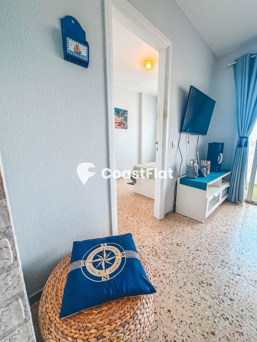 Modern Frontline Seafront Apartment with stunning Views! – 17