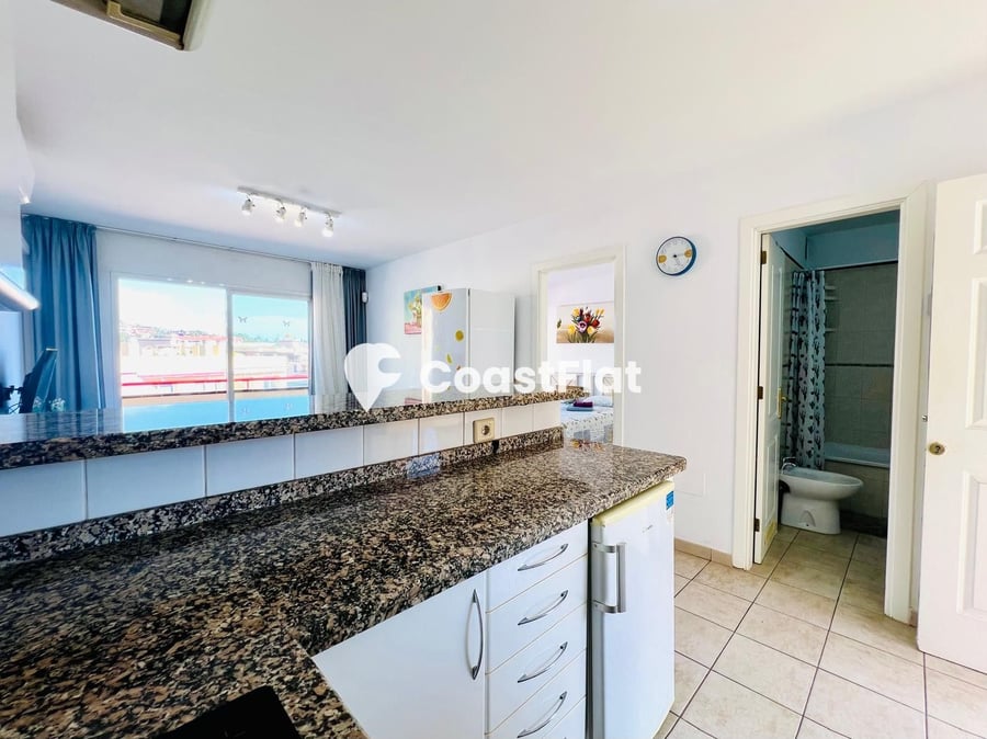 Spacious penthouse in Puerto de Santiago, just a stone’s throw from Playa de la Arena and Playa Chica, with partial sea views!! – 14