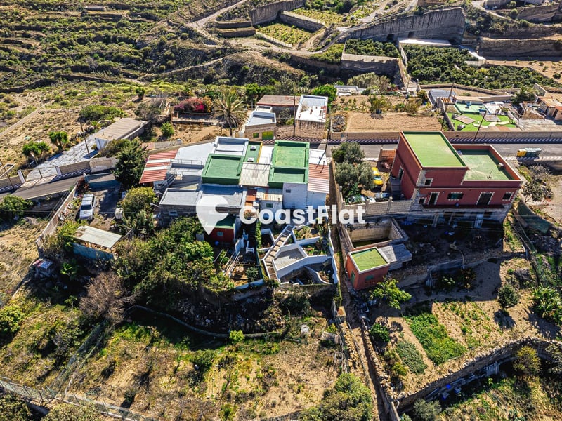 Fully Renovated Chalet with Spacious Terraces in an Exclusive Area of Arico! – 5