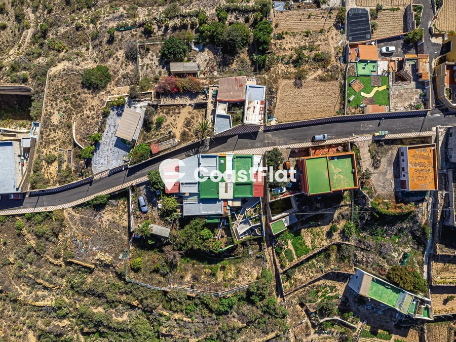 Fully Renovated Chalet with Spacious Terraces in an Exclusive Area of Arico! – 9