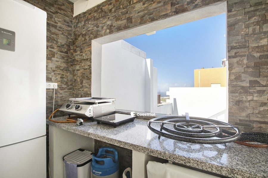A unique opportunity to acquire an exceptional property. – 25