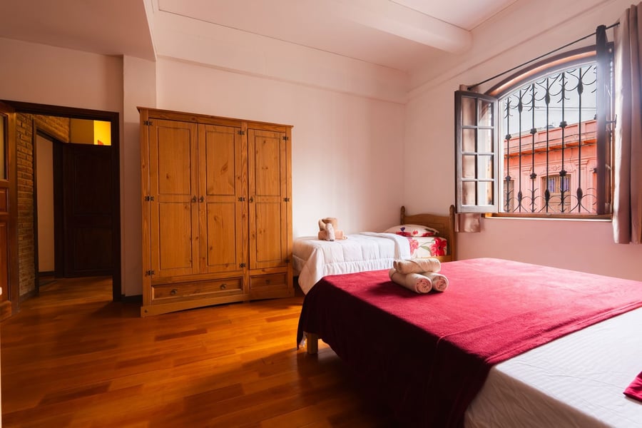 CASA YACUMENZA – 24