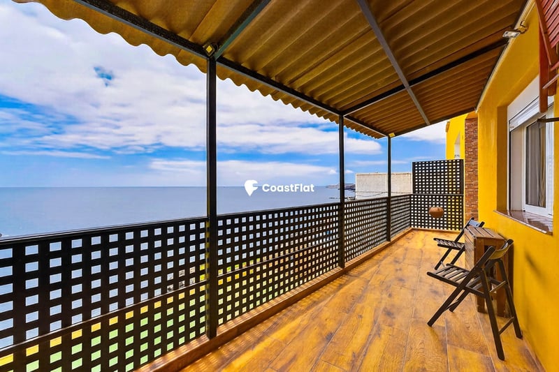 A magnificent seafront property in Los Abrigos. – 3