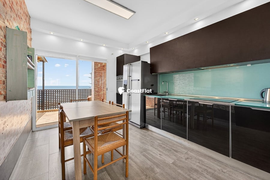 A magnificent seafront property in Los Abrigos. – 5