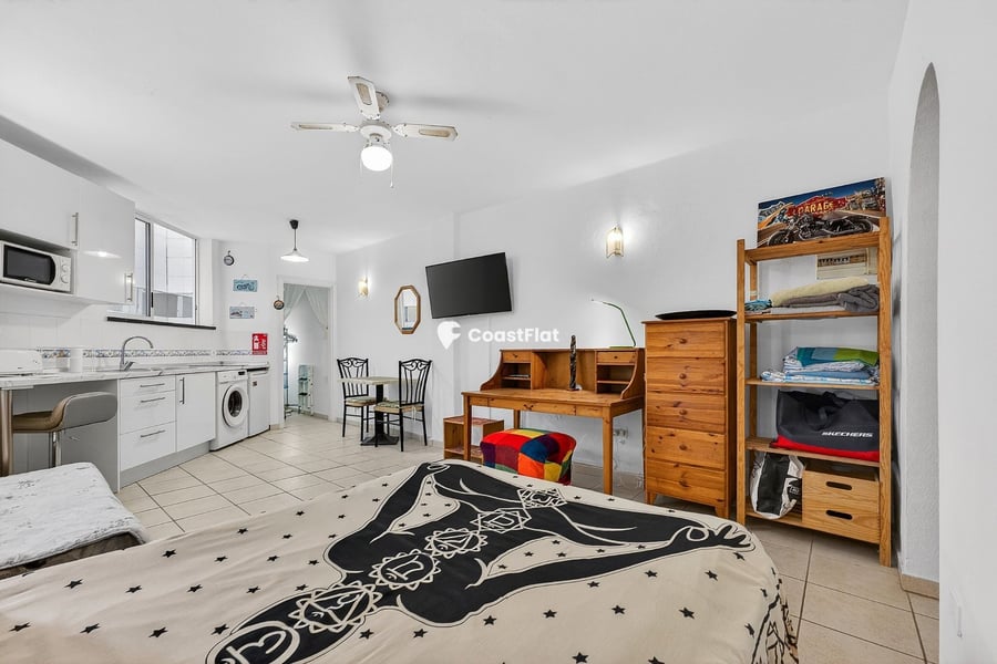 Studio in Los Cristianos. – 8
