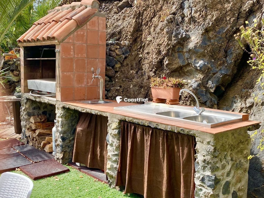 Independent house with plot in Guia de Isora – 24