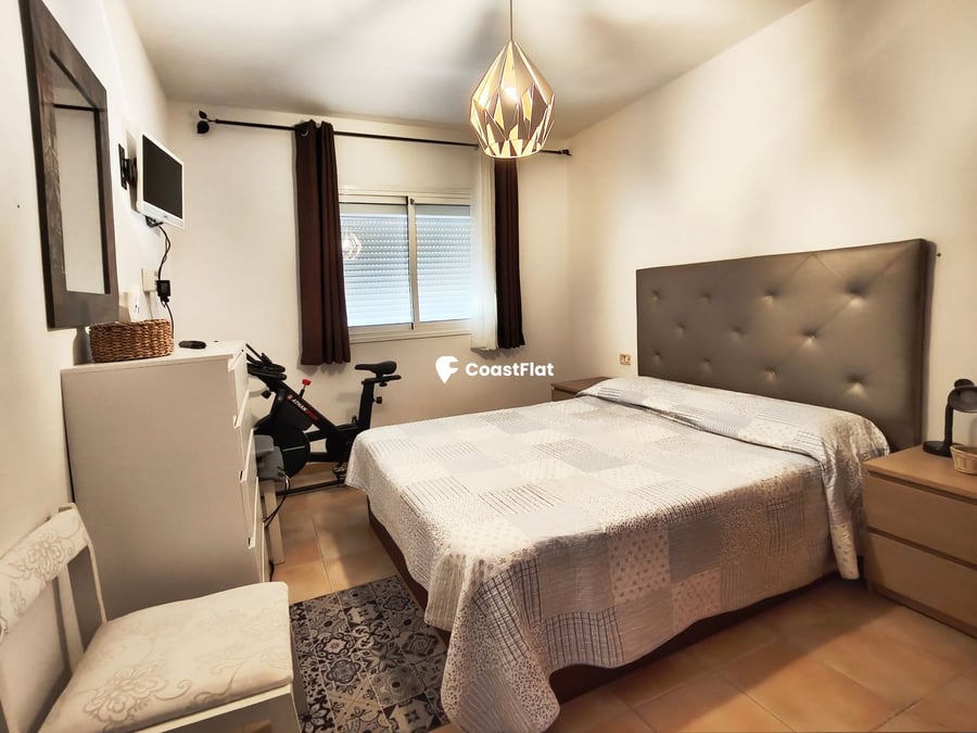 A bright flat with a terrace and swimming pool in Costa del Silencio. – 8